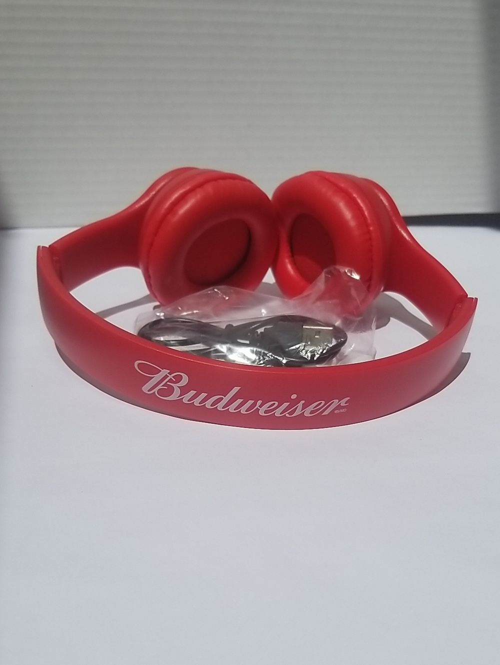 Budweiser Promo Red Over The Ear Wireless Bluetooth Foldable Headphones New